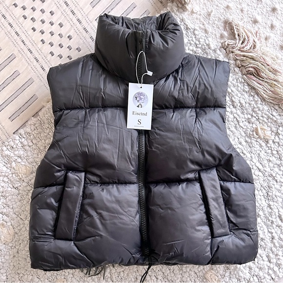 NWT Eisctnd | Black Cropped Puffer Vest | S - Picture 3 of 11